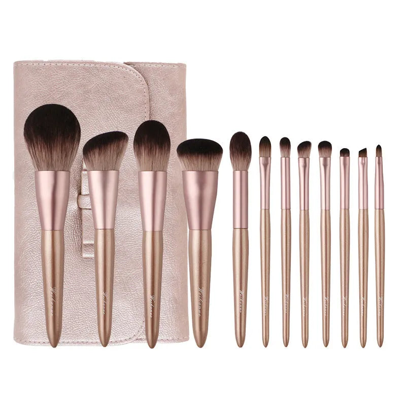 Girly heart pink 5-piece makeup brush set with eyeshadow brush and free storage bag