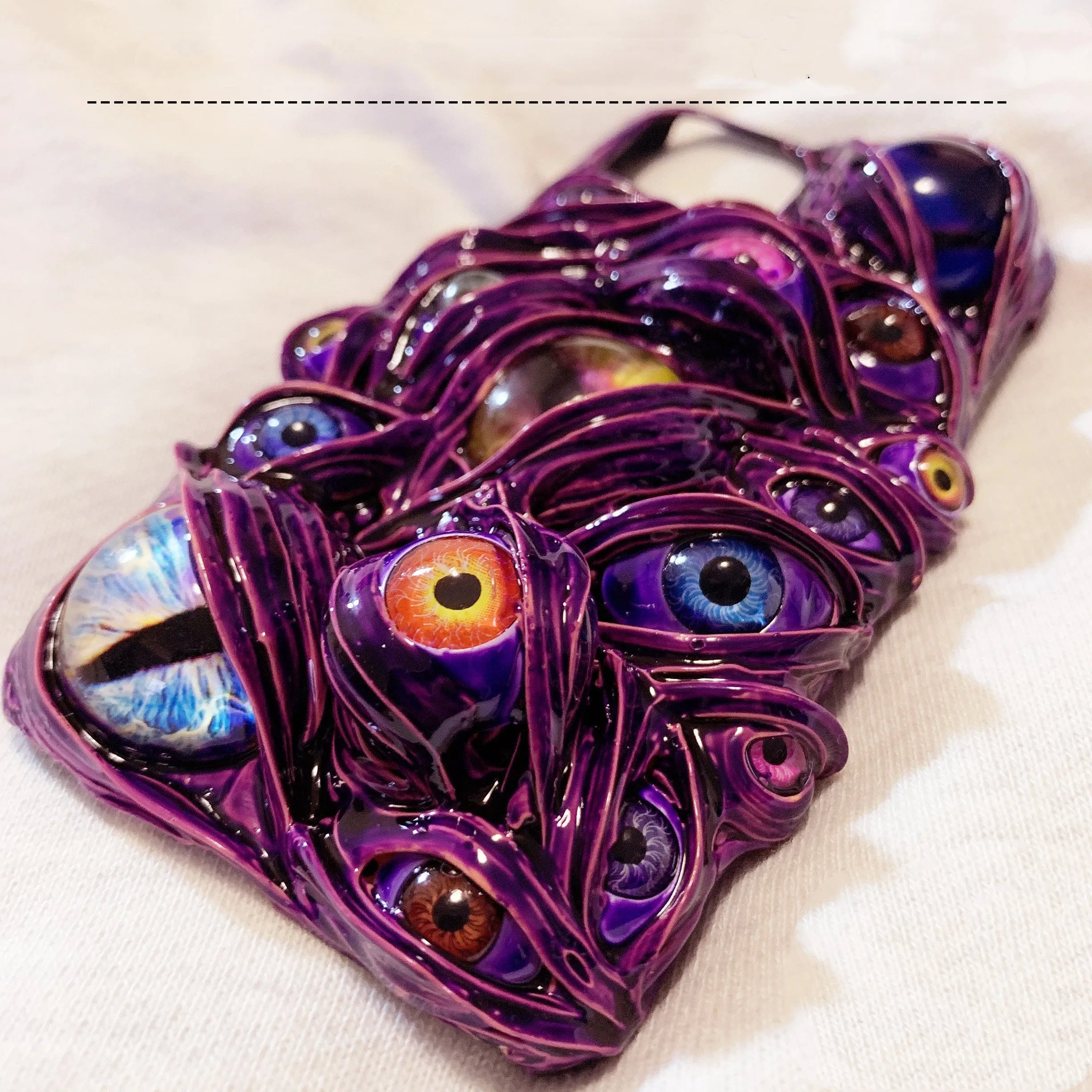 Horror heavy taste silicone phone case with 3D eye design for iPhone, Japanese Korean style protective cover