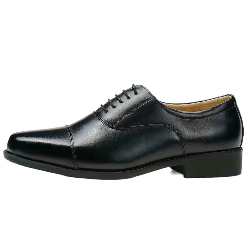 Mesh three connector business casual leather shoes with round toe, rubber sole, and PU upper in lace-up style on display