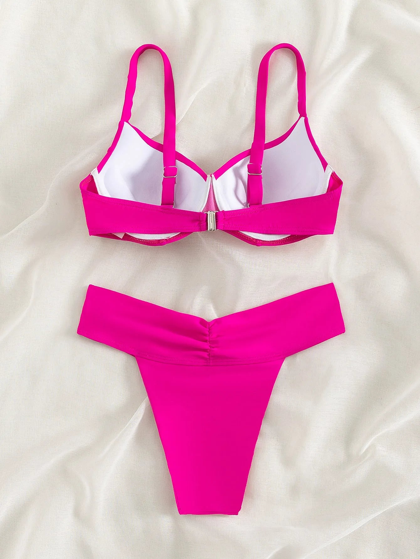 Solid colour sleeveless bikini swimsuit in nylon fabric for swimming sports