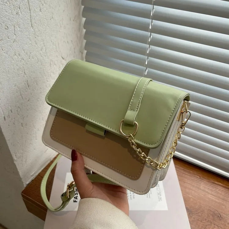 Small PU chain messenger bag in horizontal square shape with double shoulder strap, 14.5x19.5x8cm