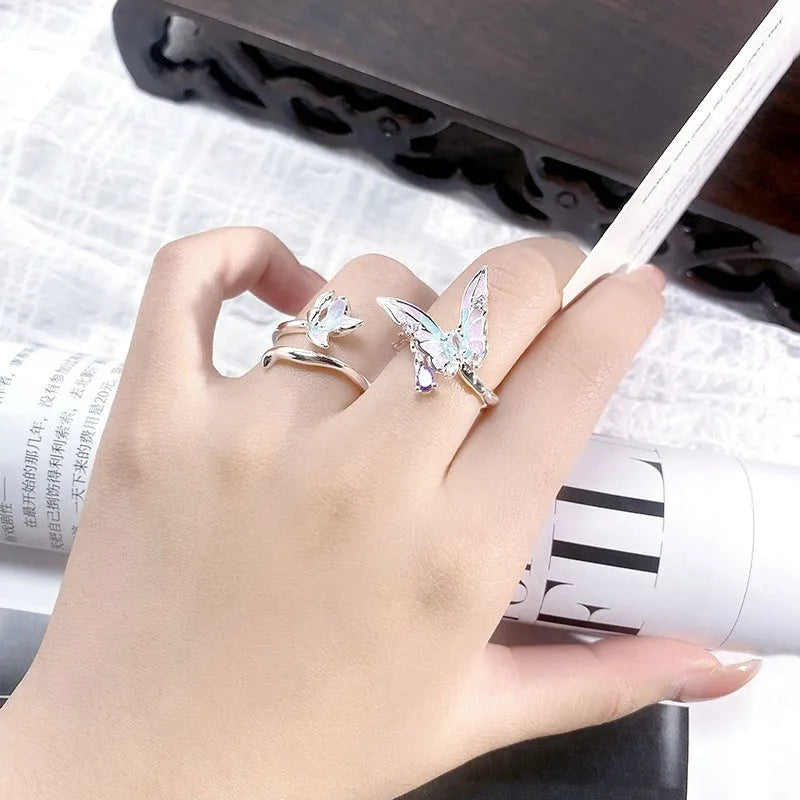 Adjustable copper ring with detailed insect sculpture and drip-oil finish in colour option JZ2868A.