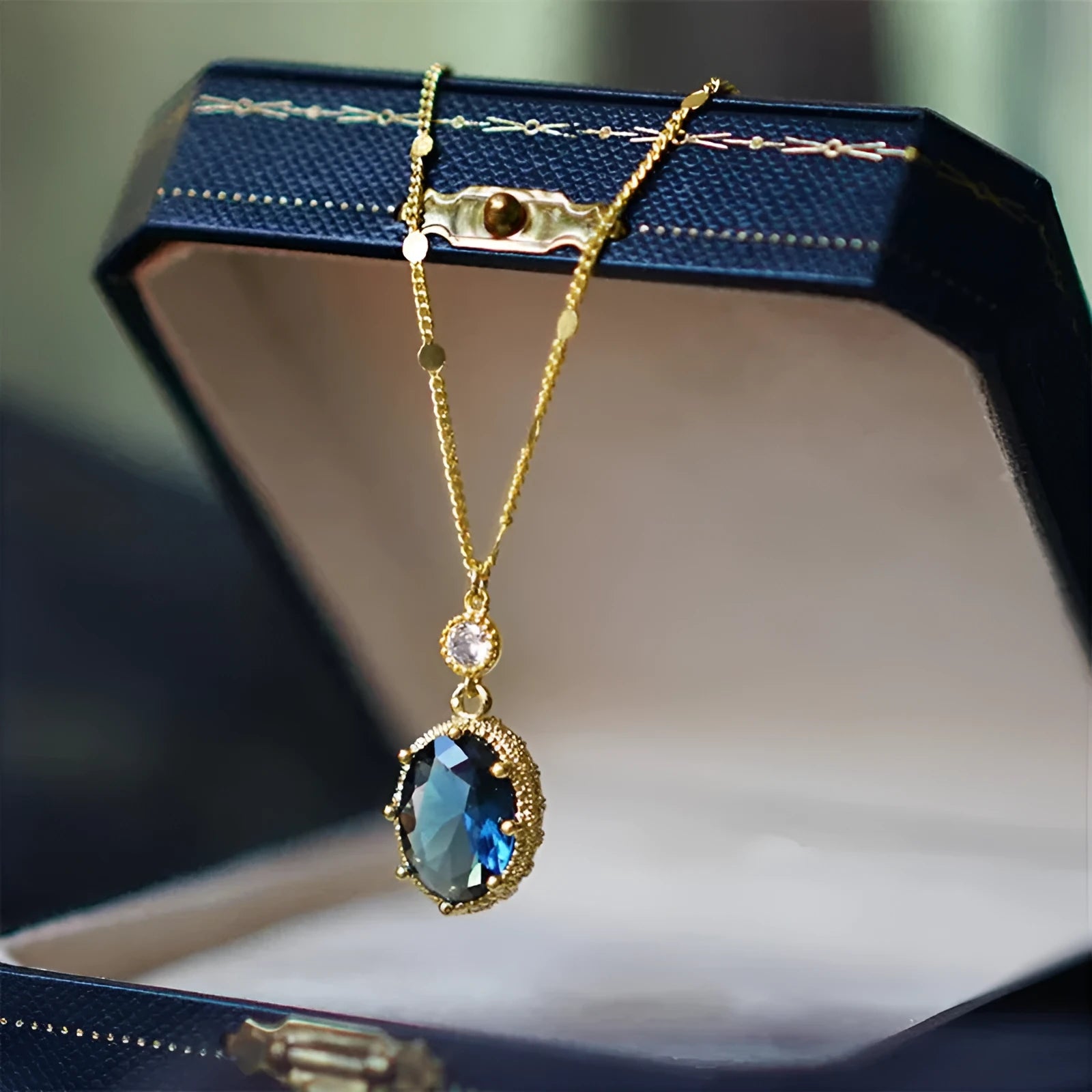 Geometric gold electroplated copper necklace with retro French styling
