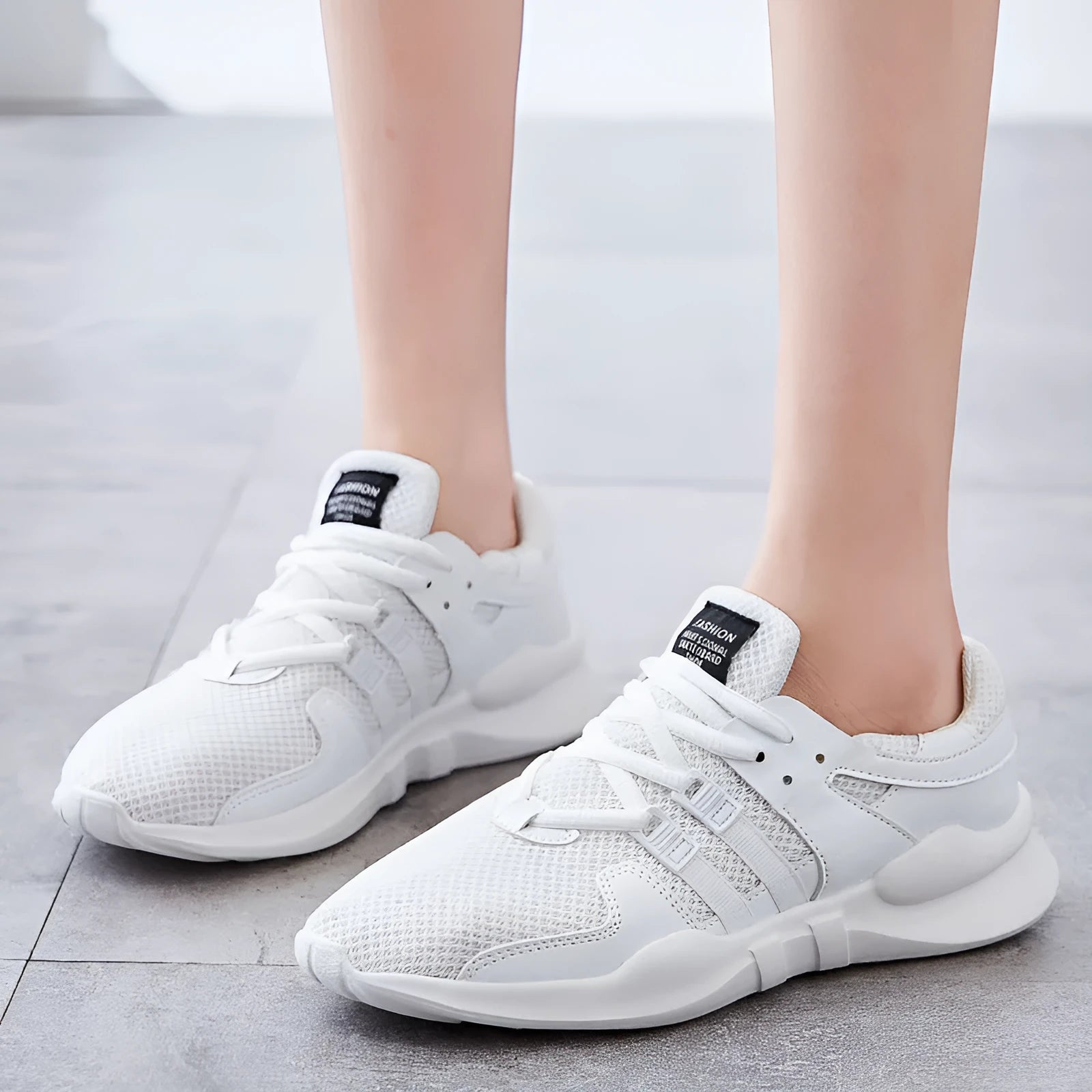 Casual hollow breathable sneaker with mesh upper and EVA sole in low-top design
