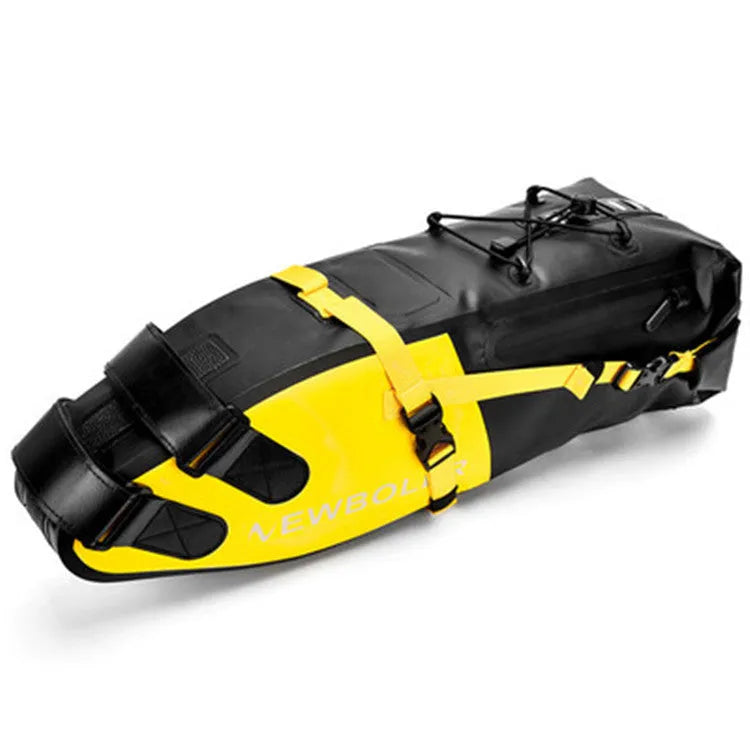 Waterproof 13 litre bicycle tail bag in black, green or yellow colours with PVC construction