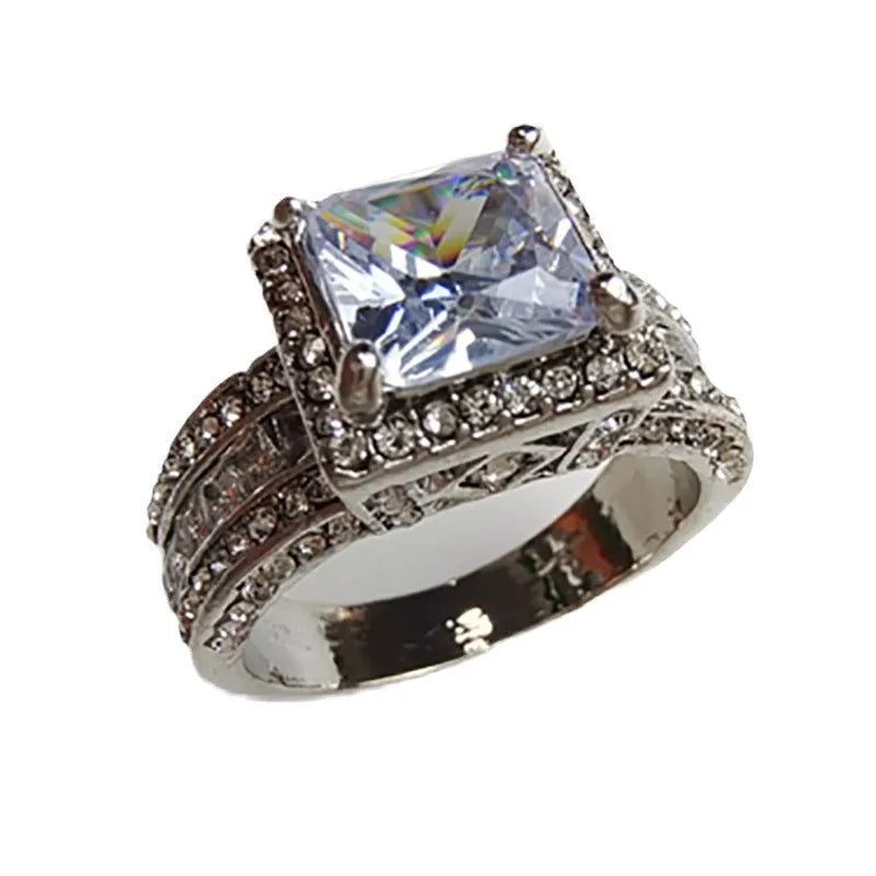 Geometric silver tone women's fashion ring with electroplated gold or white finish