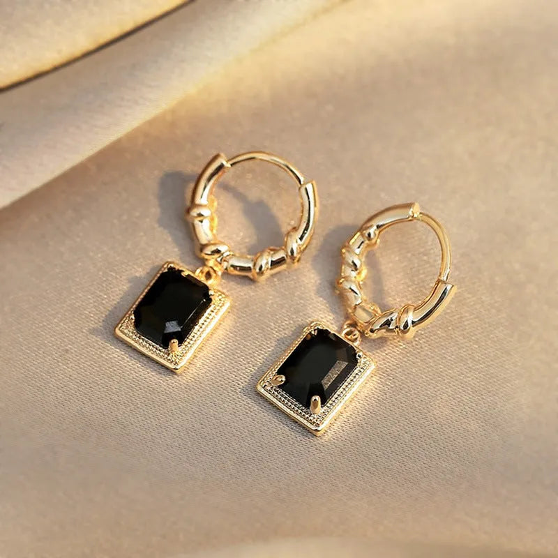 Geometric quadrilateral copper earrings with black zircon setting in French court retro style