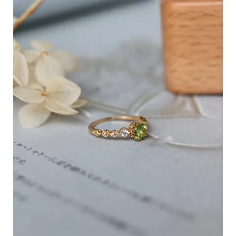 Japanese style copper ring with geometric quadrilateral design and retro artistic aesthetic