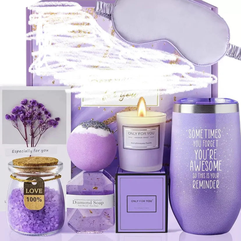 Aromatherapy candle bath gift box with soy wax candles in modern simplicity style.