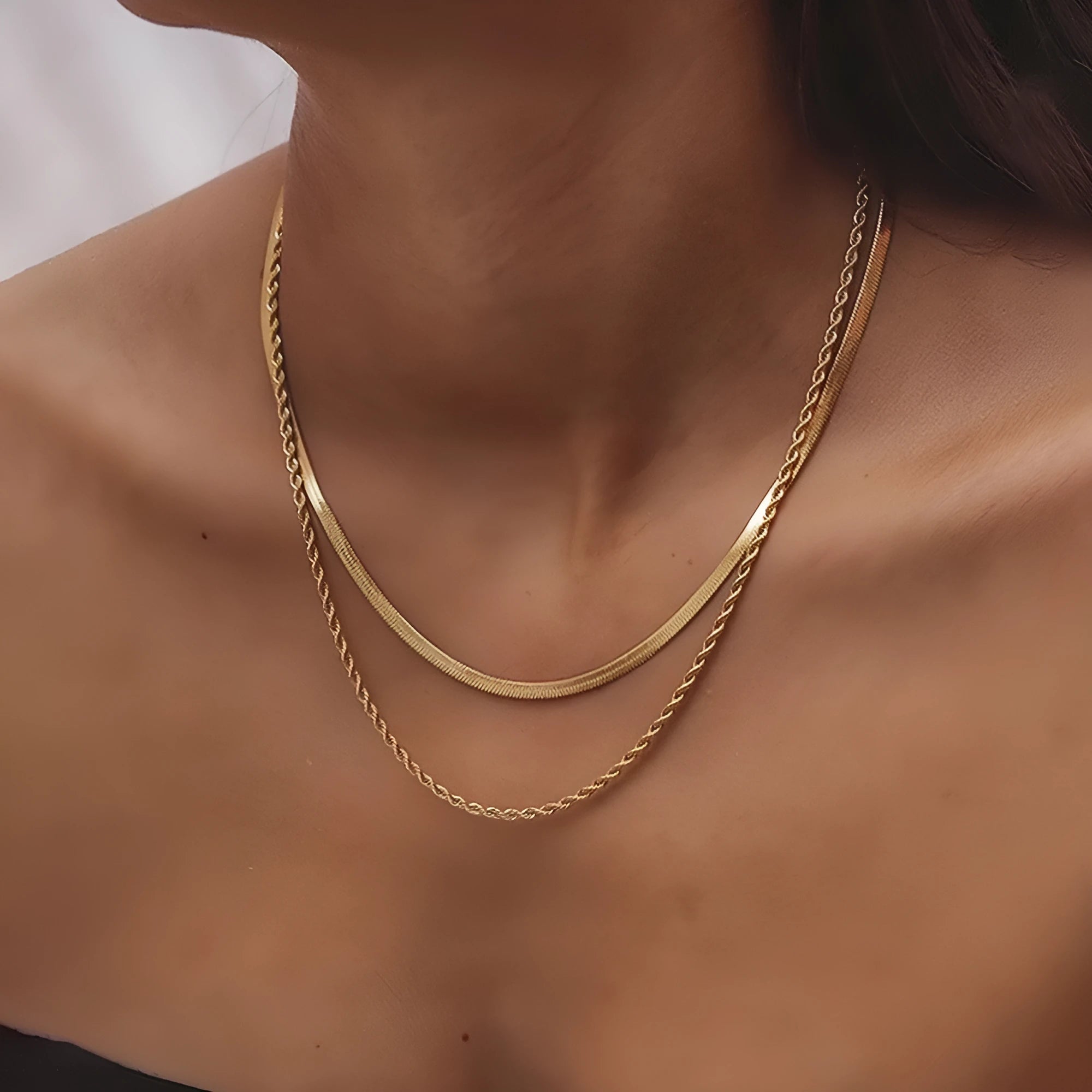 Women's retro geometric necklace with double-layer twist design and snake bones chain, adjustable 21-50cm length