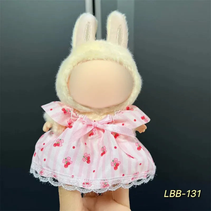 17cm vinyl figure clothing set in plastic material with multiple LBB style options