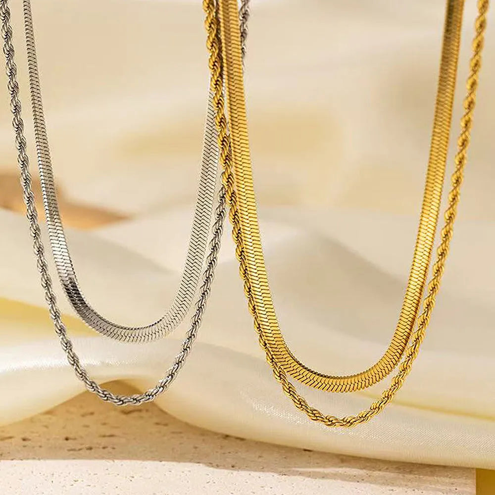 Women's retro geometric necklace with double-layer twist design and snake bones chain, adjustable 21-50cm length