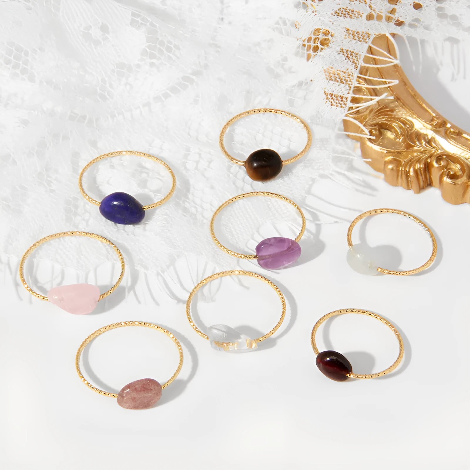Geometric agate women's ring showing original design and stone material