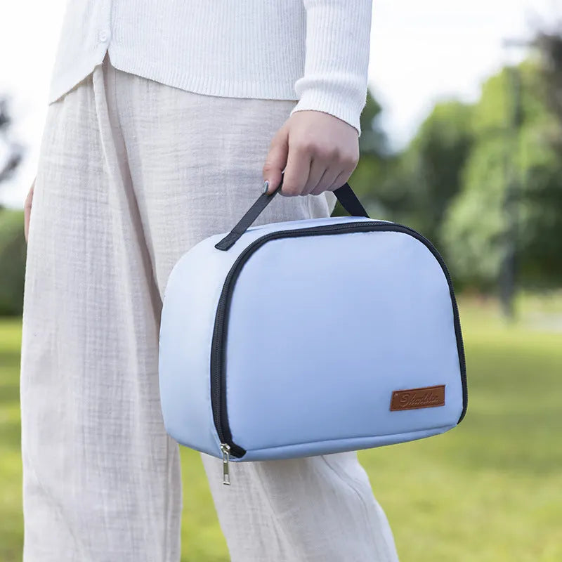 Insulated lunch box bag in textured cloth with large capacity for bento containers