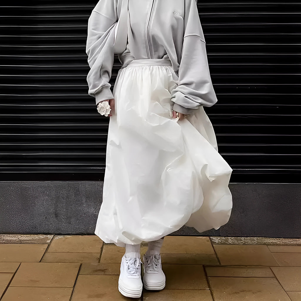 Women's long cotton skirt with elastic waistband in white or black solid colours