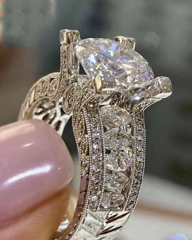 Geometric silver tone women's fashion ring with electroplated gold or white finish