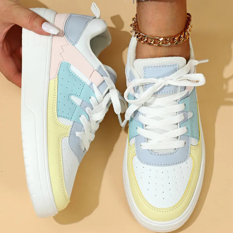 Lace-up outdoor casual flat shoes in white and yellow moon colour, PU mesh upper, round toe, low top design