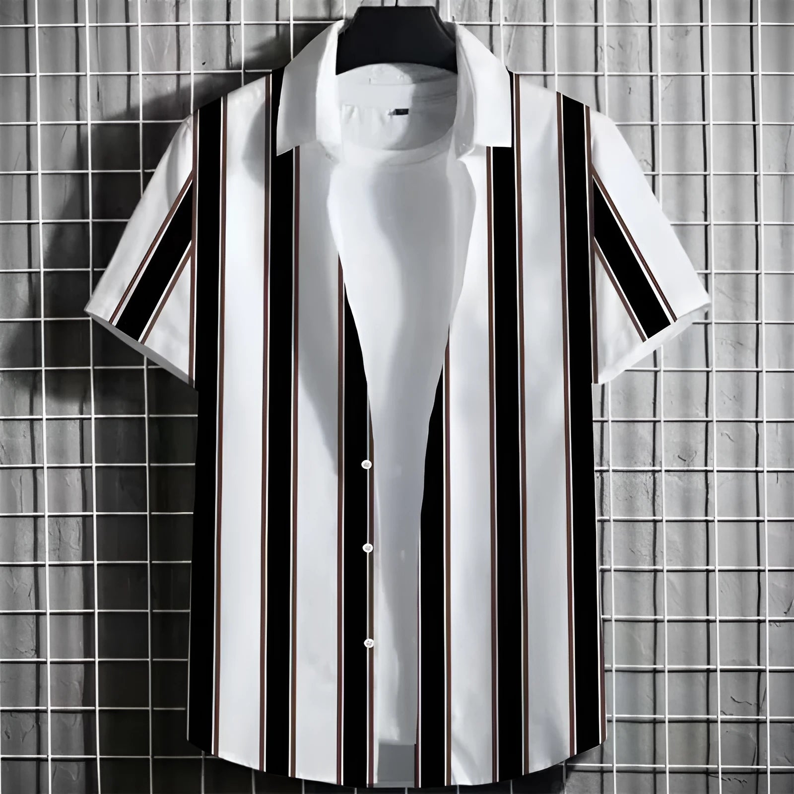 Men's linen short sleeve T-shirt with a 3D printed striped graphic design on the front.