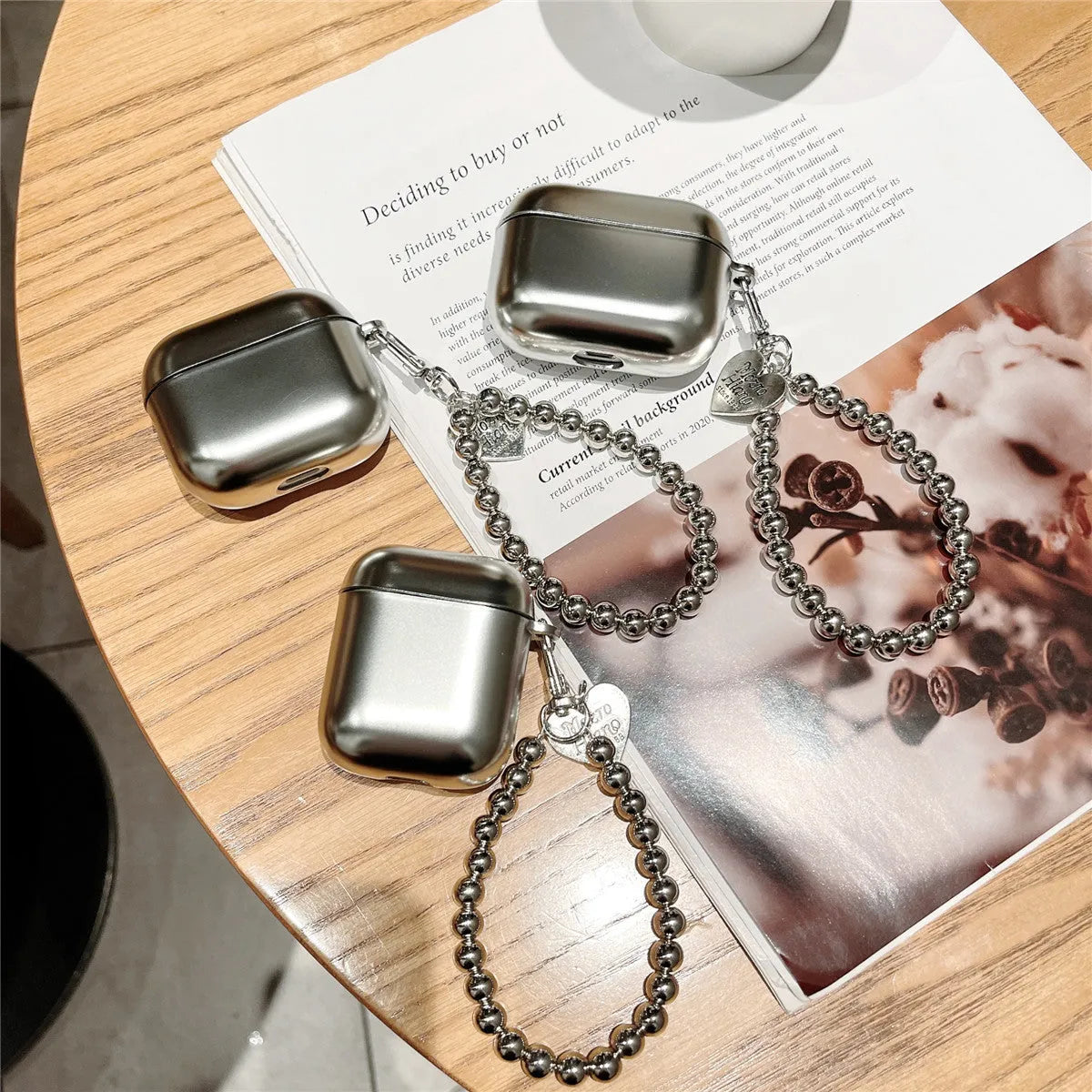 Matte plating colour TPU protective case for Apple AirPods Bluetooth headset.