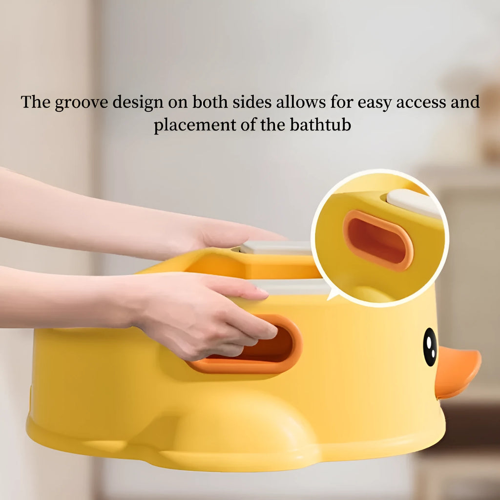 Blue PVC duck-shaped bathtub for washing dogs and cats without electricity