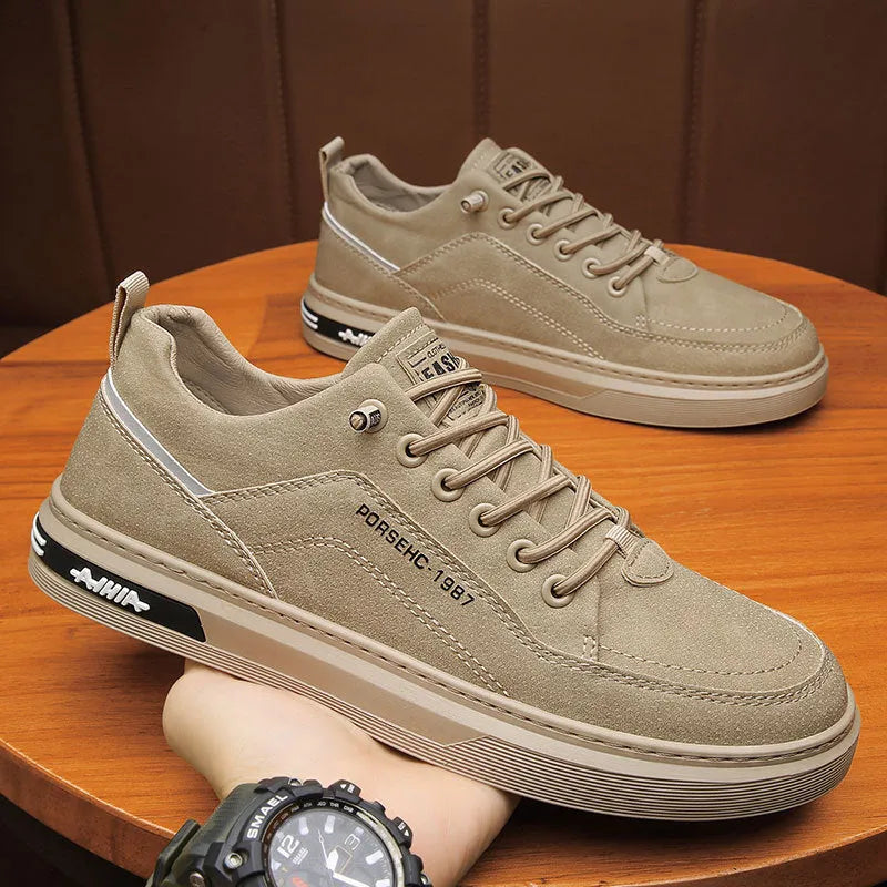 Men's waterproof casual shoes with round toe and non-slip rubber soles in khaki colour