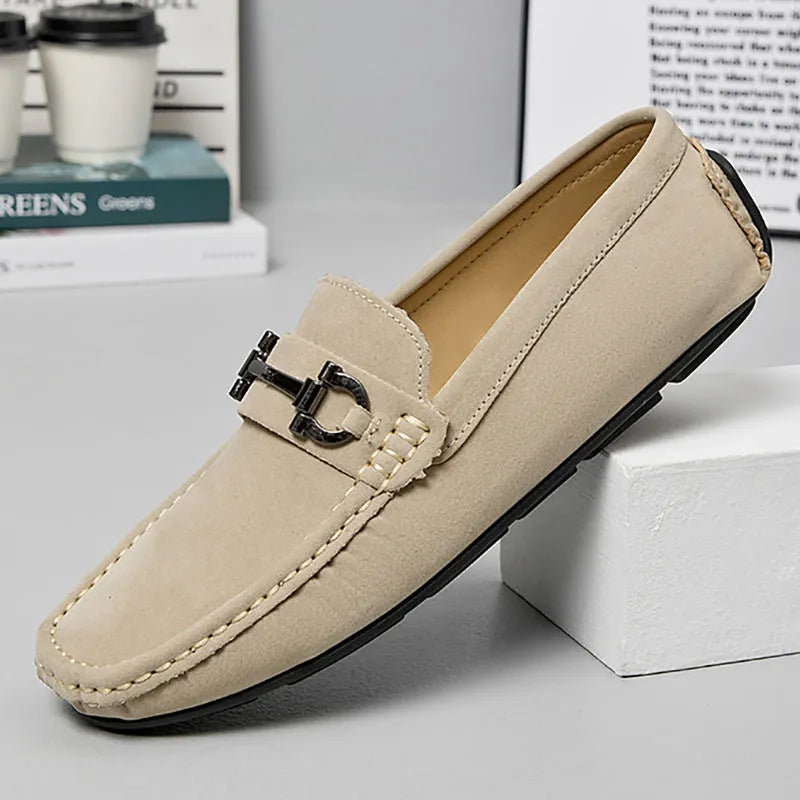 Men's casual round-toe leather shoes in black, brown, and beige colour options