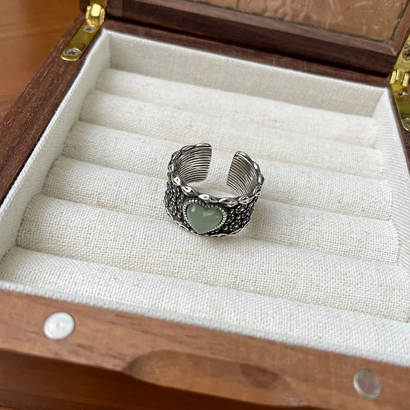 Retro wide-faced heart-shaped adjustable ring in white and green colours