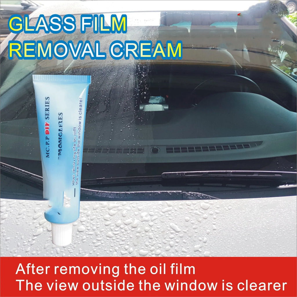 Automotive glass anti fog cleaning product with 15ml rainproof agent in white English packaging