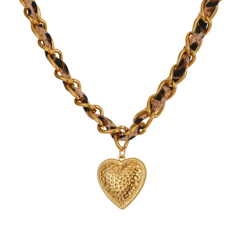 Leopard love geometric pendant on a stainless steel chain, 18K electroplated, with adjustable 41-50cm length.