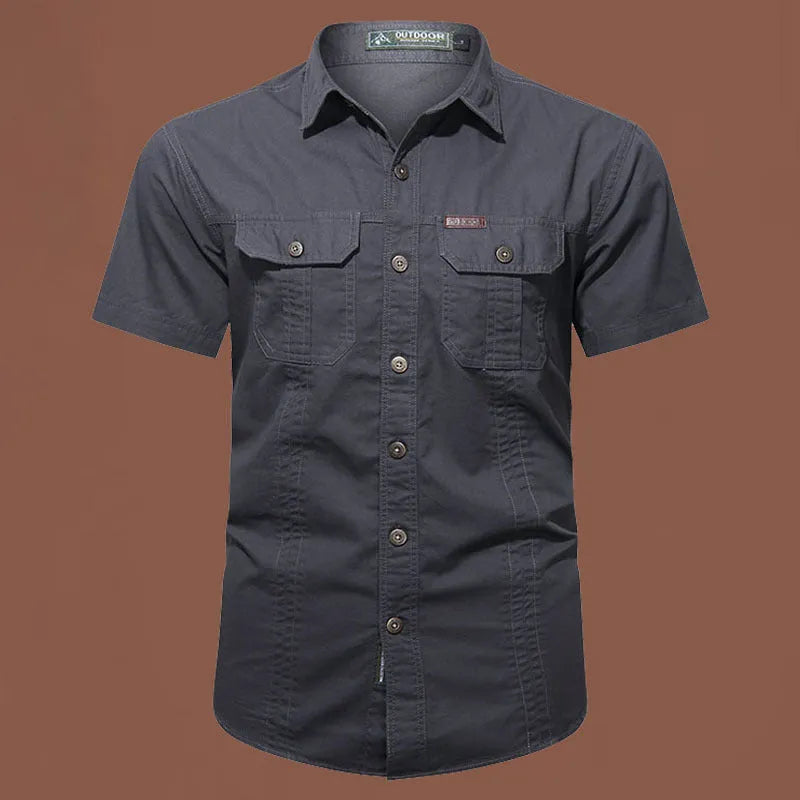 Men's short sleeve cotton work shirt in loose fit cardigan style with non-ironing treatment