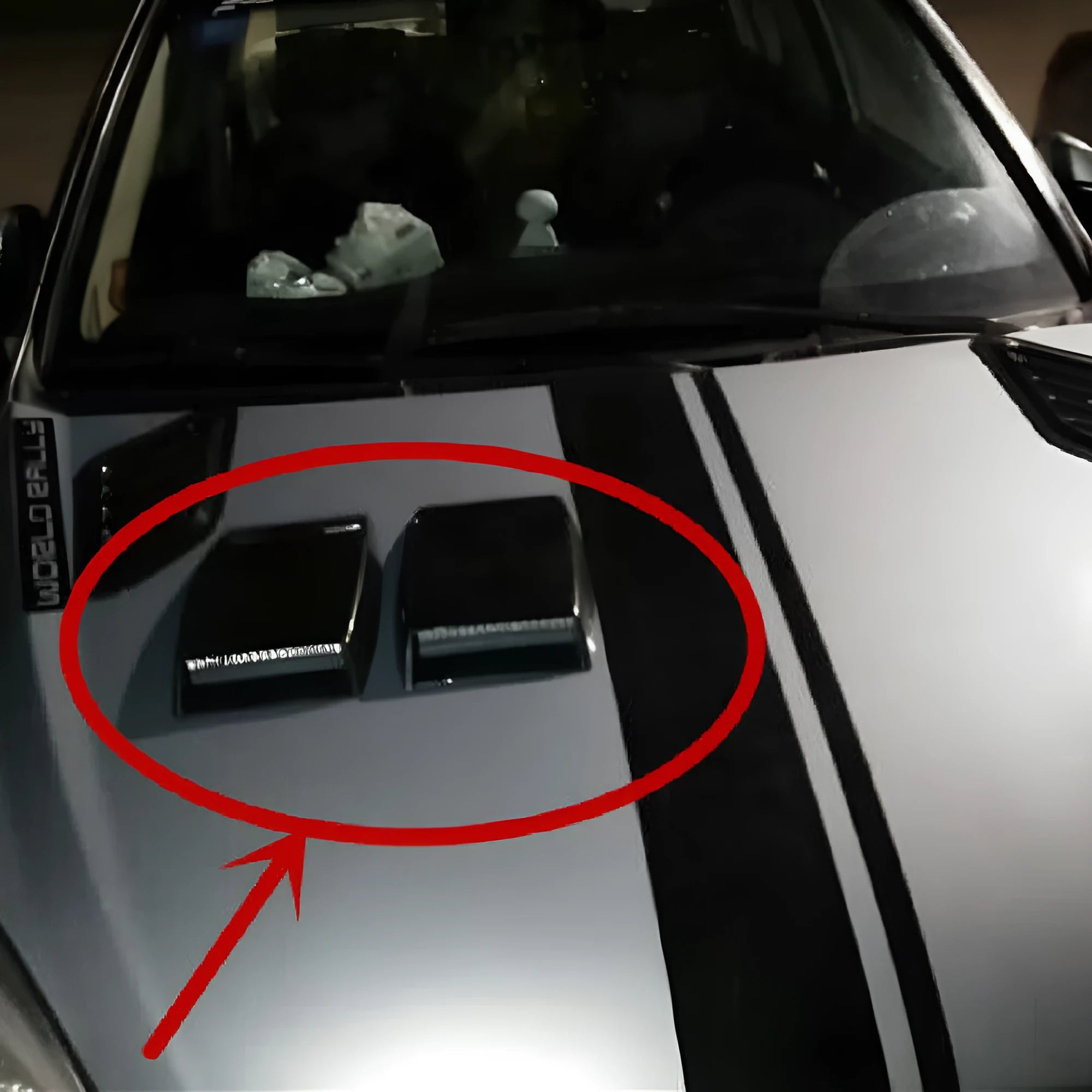 ABS plastic automobile decoration vent in black, white or silver measuring 260mm long