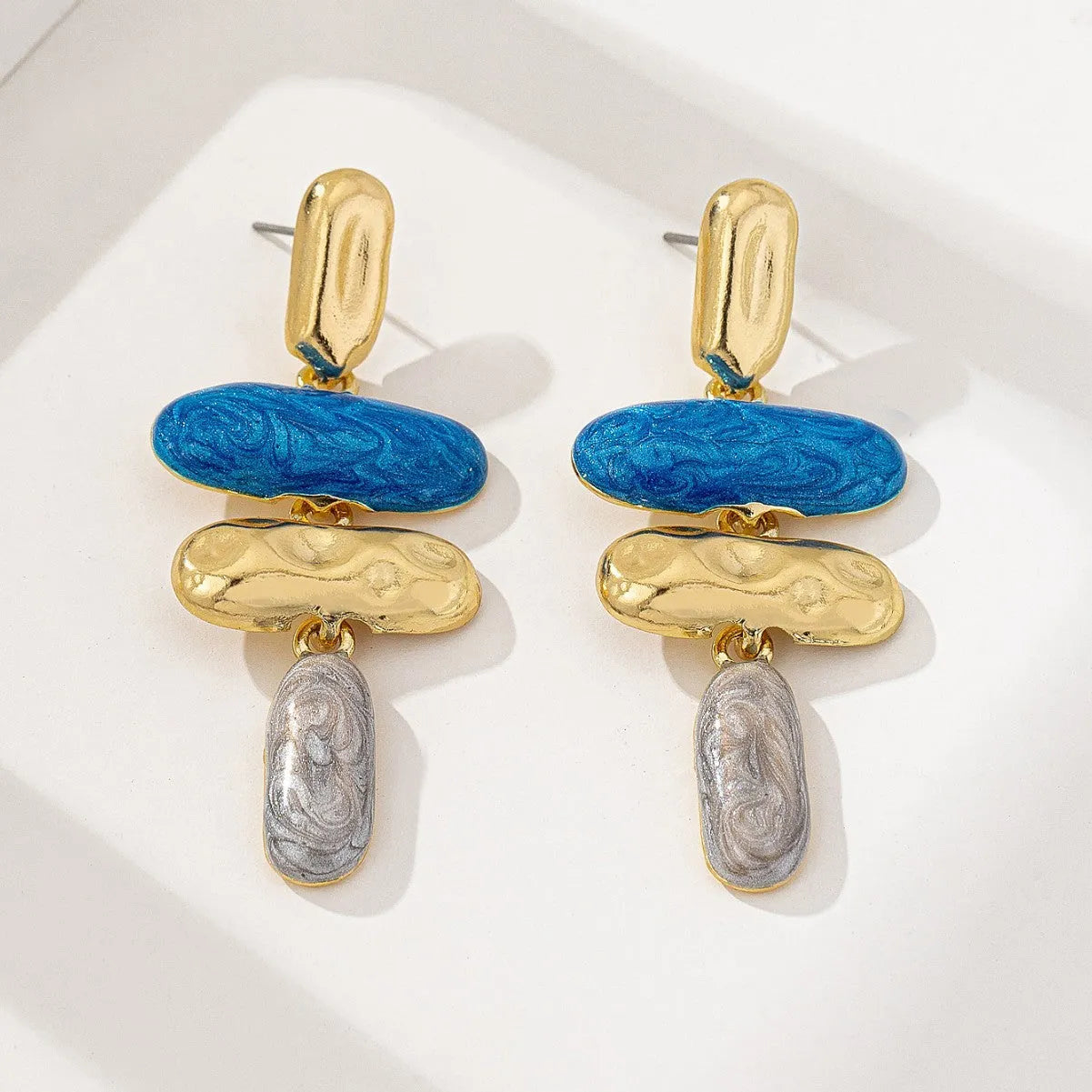 Geometry shape stud earrings with electroplated multicolour finish on zinc alloy