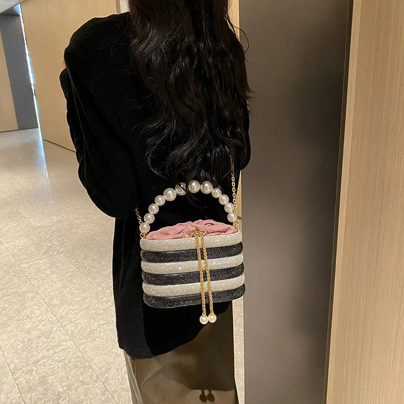 Round women's crossbody bag with pearl beading in European retro style