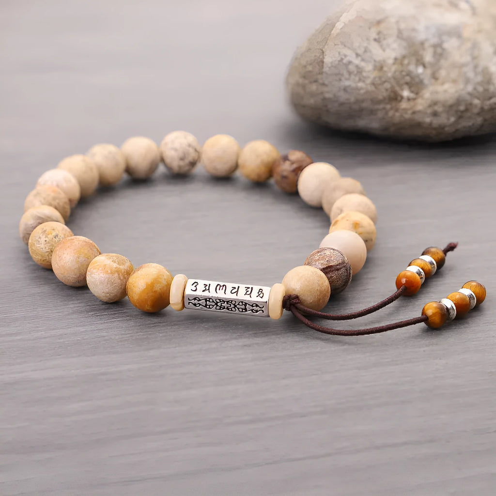 Handmade stone bead bracelet in wood colour with retro style design