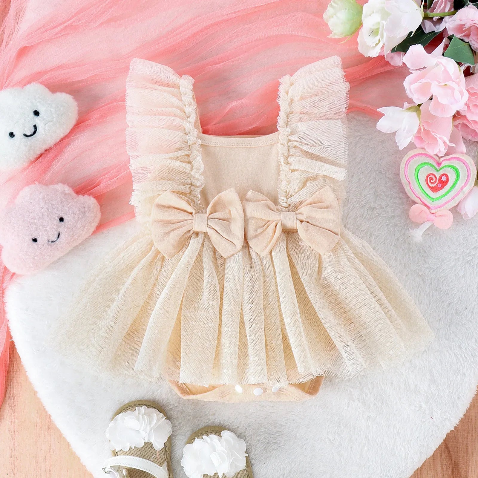 Baby girl cotton jumpsuit in sweet triangle style, sleeveless summer romper in pink colour for 0-18 months