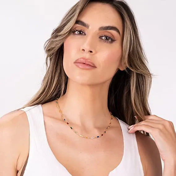 Ladies geometric crystal necklace with alloy chain and adjustable 41-50 cm length