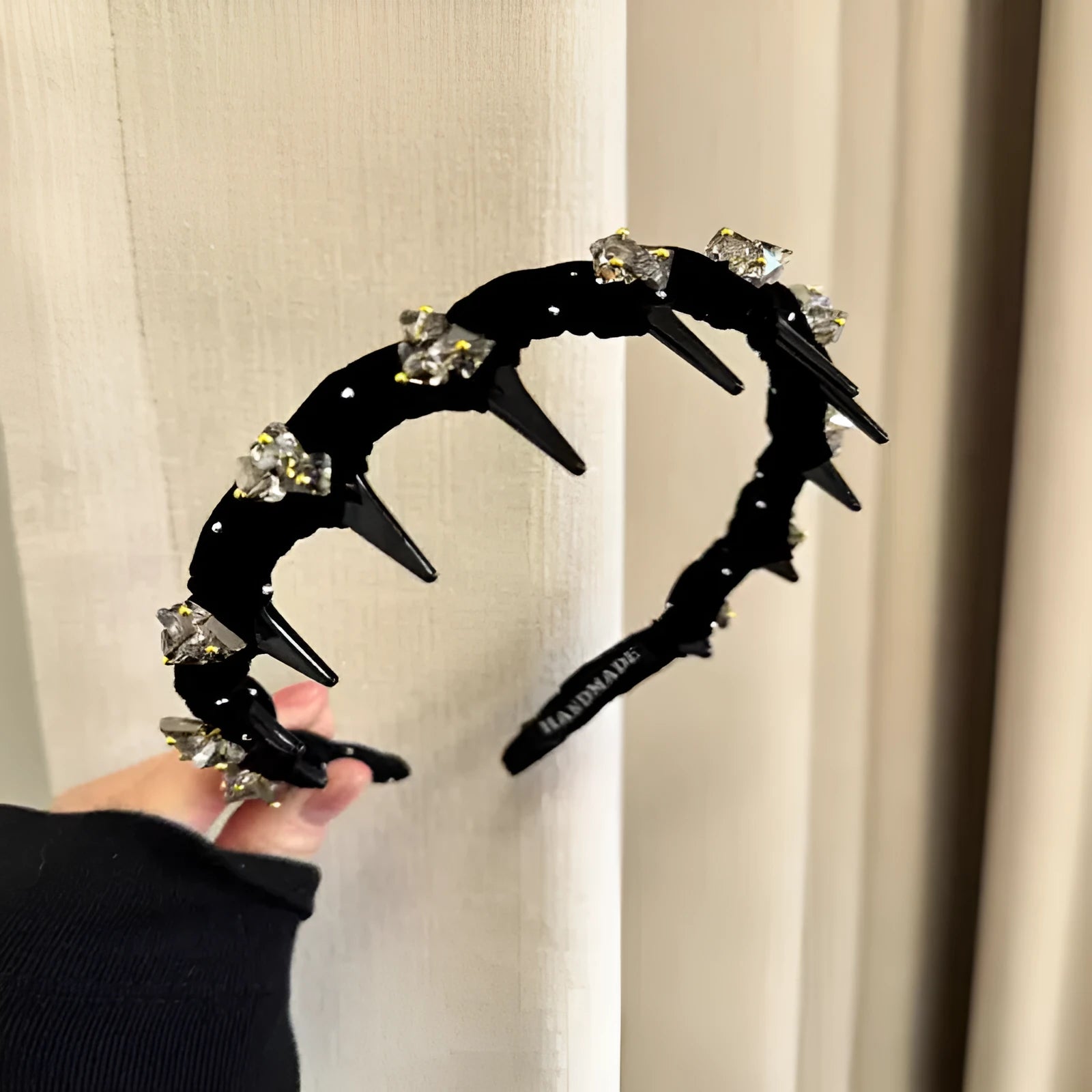 Velvet hairband with crystal wave design for non-slip face washing in wine red colour