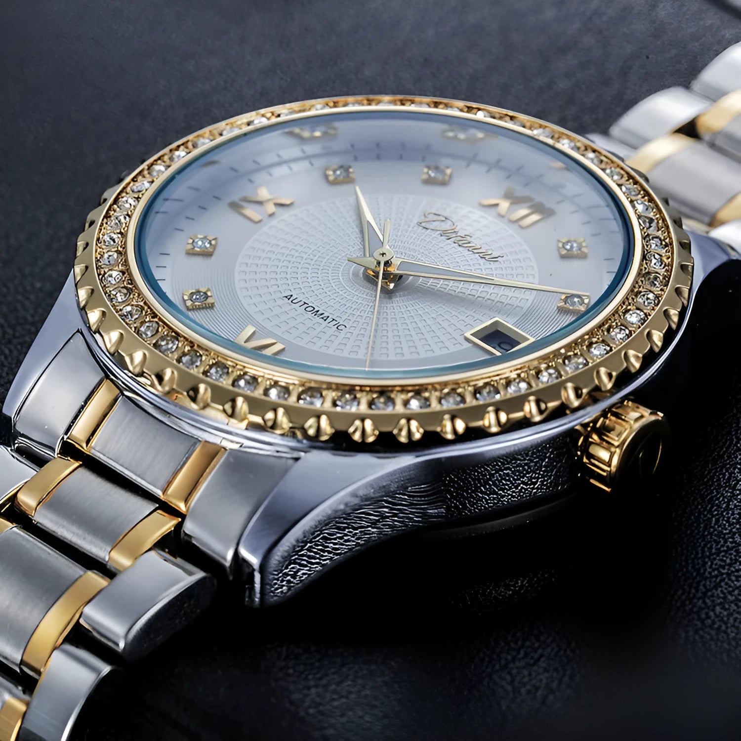 Fashionmonger men's automatic mechanical wristwatch with luminous hands on a metal bracelet.