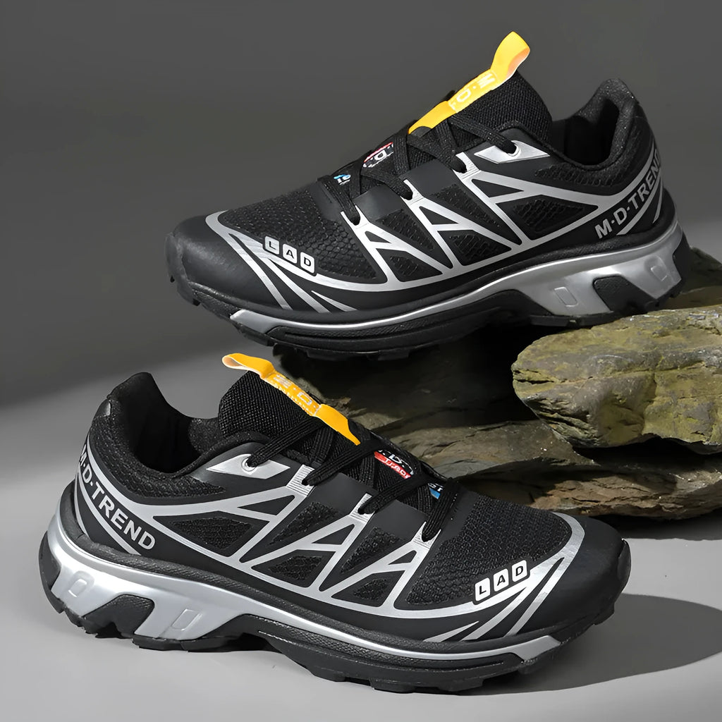 Casual low-top hiking shoes in artificial leather with a rubber sole, shown in khaki colour.