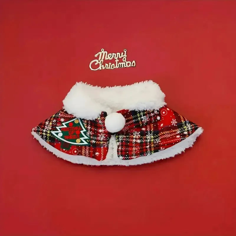 Polyester pet scarf for cat or dog in a Christmas pattern, shown in size M with 26-30cm length.