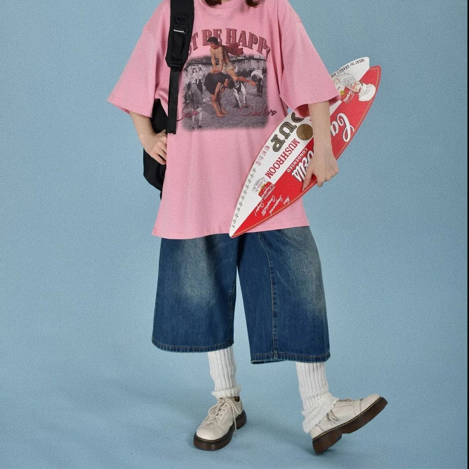 Men's straight-leg denim summer shorts in blue colour showing fifth-pant length and loose fit