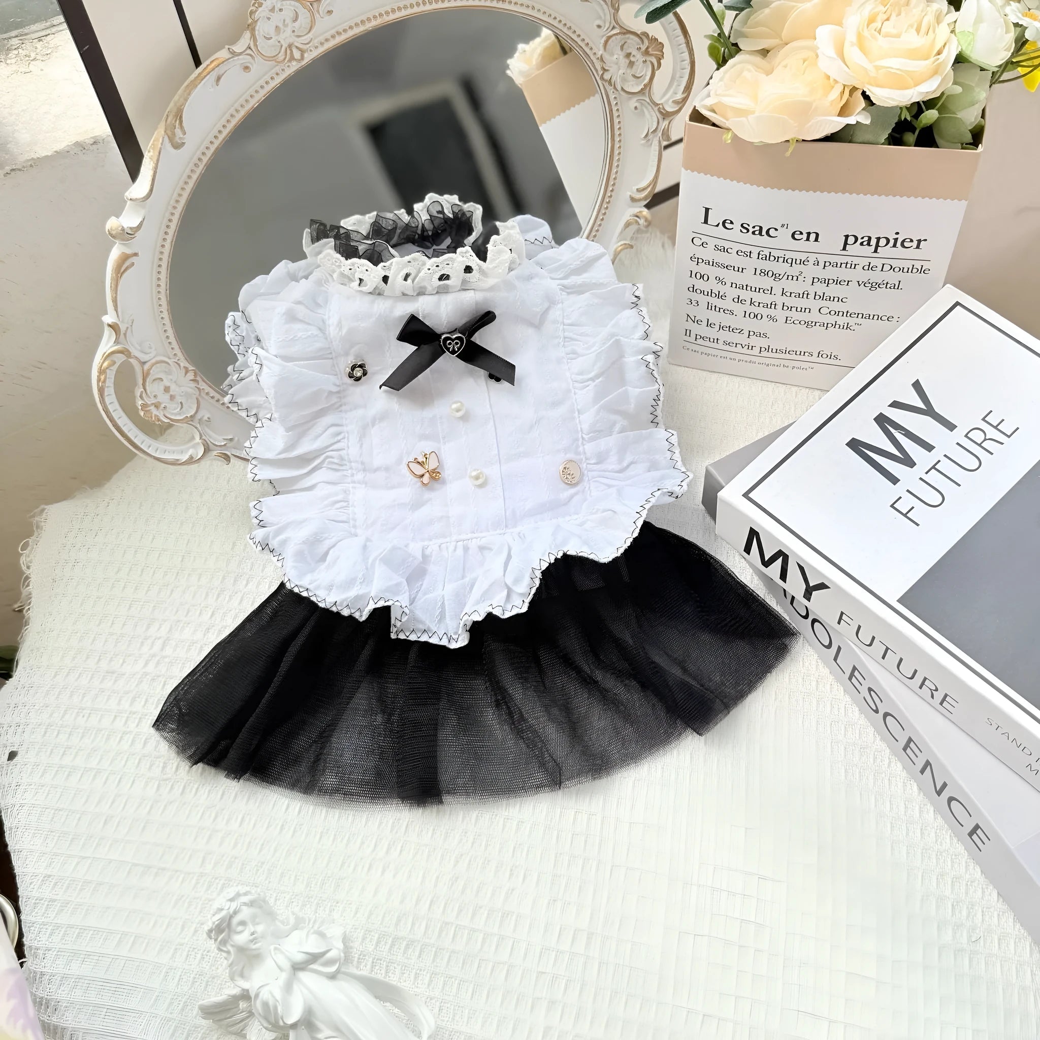 White polyester Waltz gauze skirt dog clothing with yarn detailing in princess style