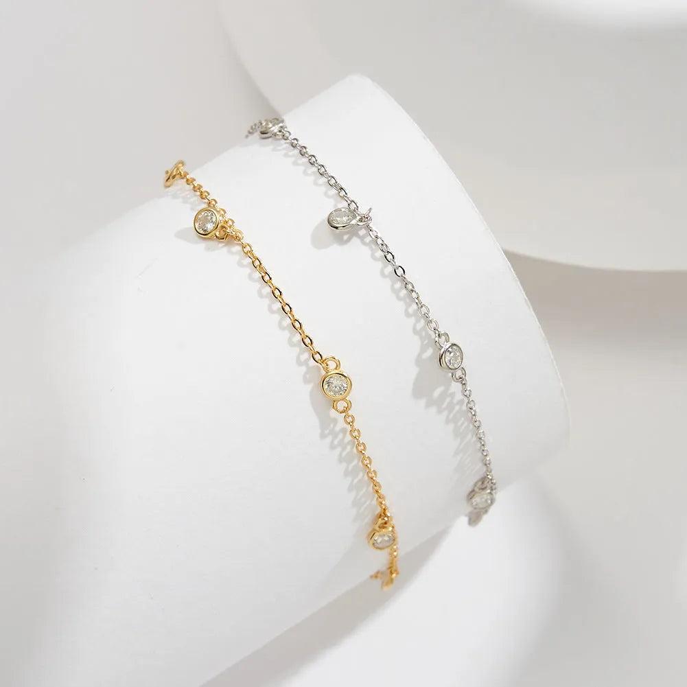 Women's silver anklet with simple geometric zirconium pendant in gold finish