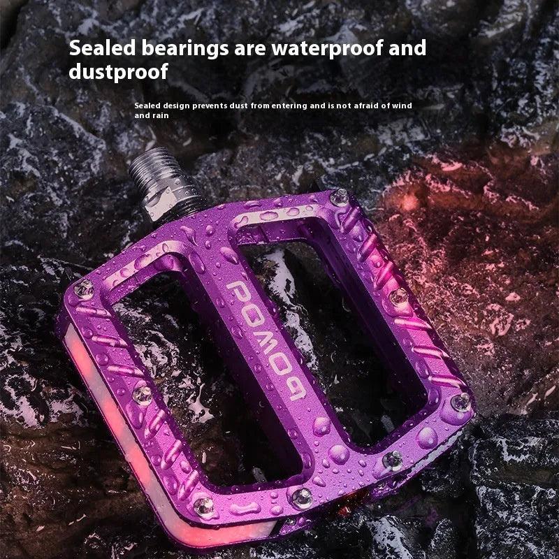 Aluminium alloy bicycle pedals with 710LED illumination in multiple colour options