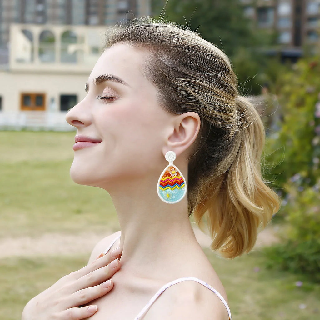 Hand-woven geometric beaded earrings in literary retro style with rainbow pattern, 6.7cm