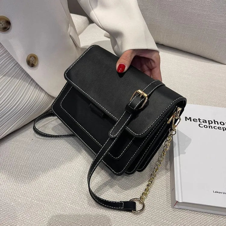 Small PU chain messenger bag in horizontal square shape with double shoulder strap, 14.5x19.5x8cm