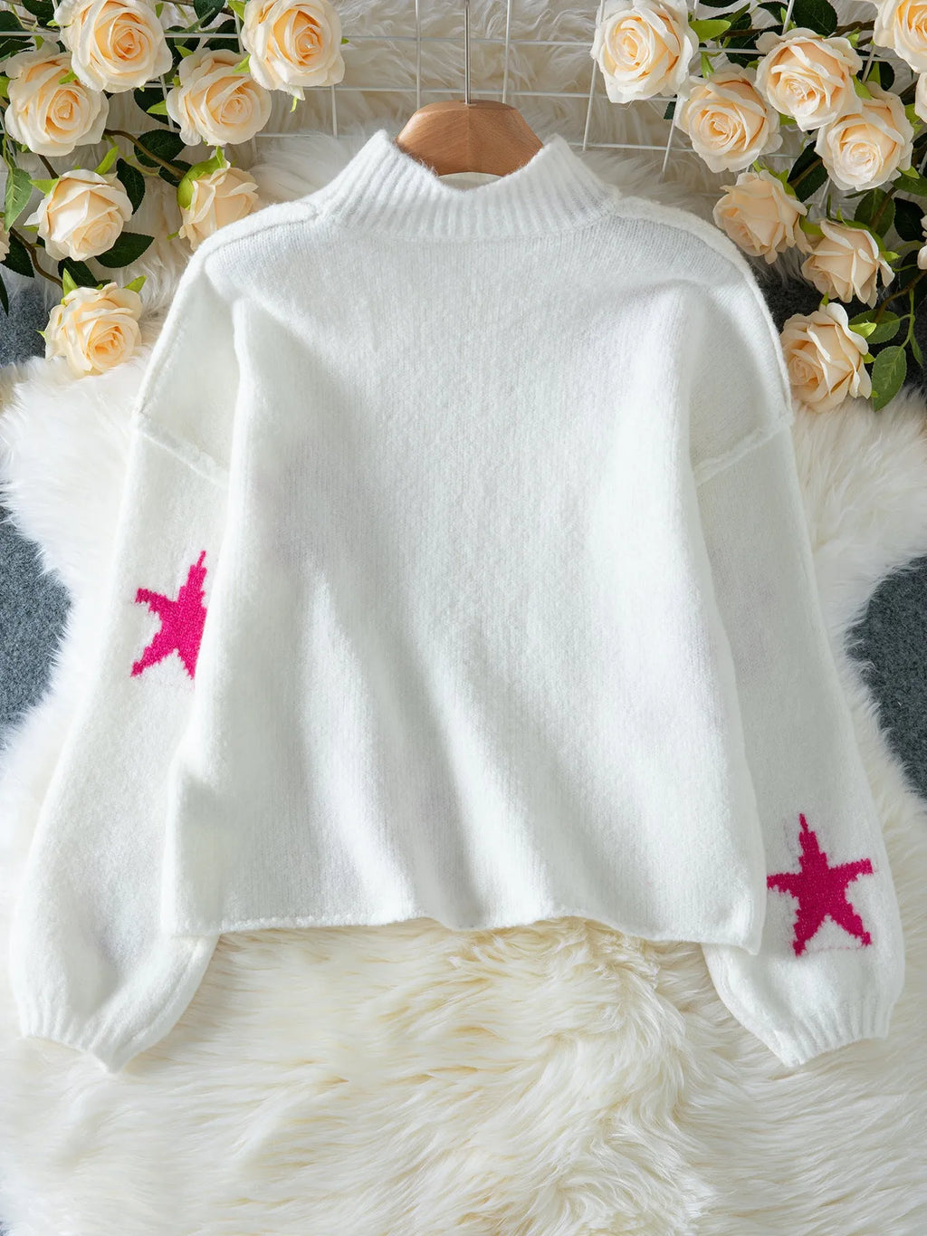 White women's turtleneck pullover sweater with five-pointed star pattern in imitation velvet fabric