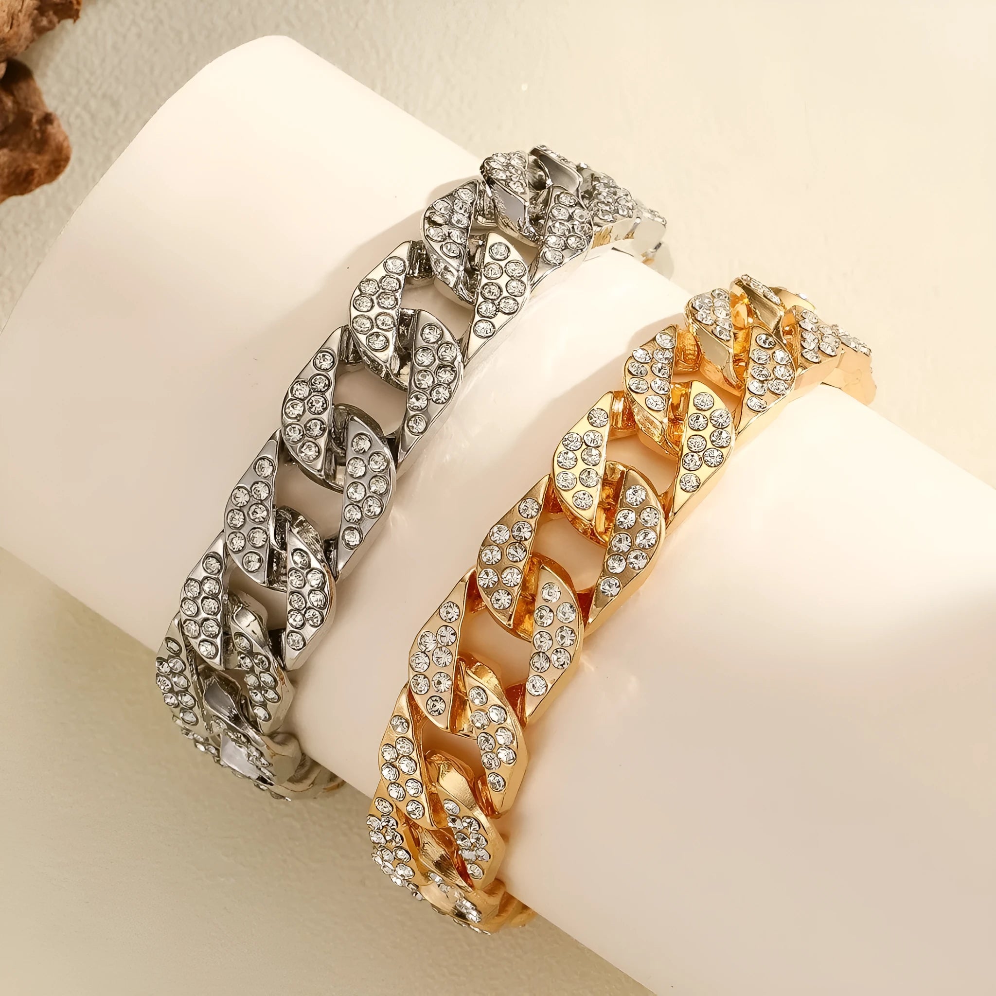 Heavy metal rap Haoshi full diamond bracelet in gold finish