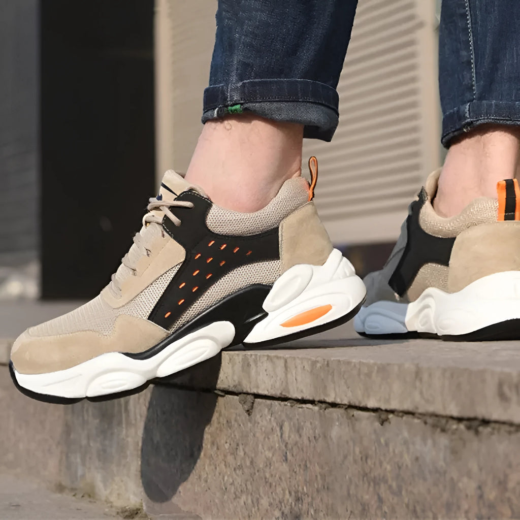 Mesh breathable safety shoes with flyknit upper in black, grey, or beige colours