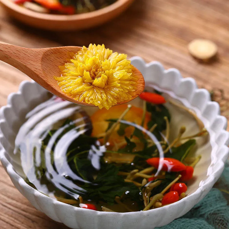 Honeysuckle chrysanthemum herbal tea 150g box with promotional bundle options and free tea cups